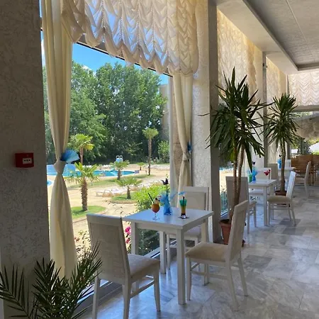 Ξενοδοχείο Kamenec Νεσέμπαρ