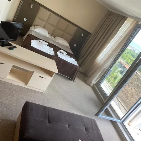 Kamenec Hotel 3*
